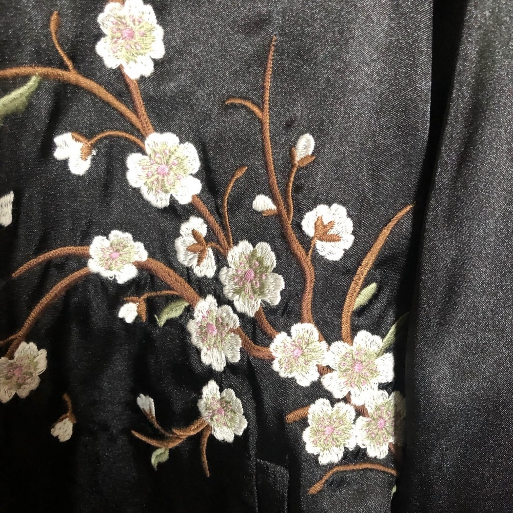 NWT Daya by Zendaya Black Soft Embroidered Zip Jacket   M - Picture 6 of 6